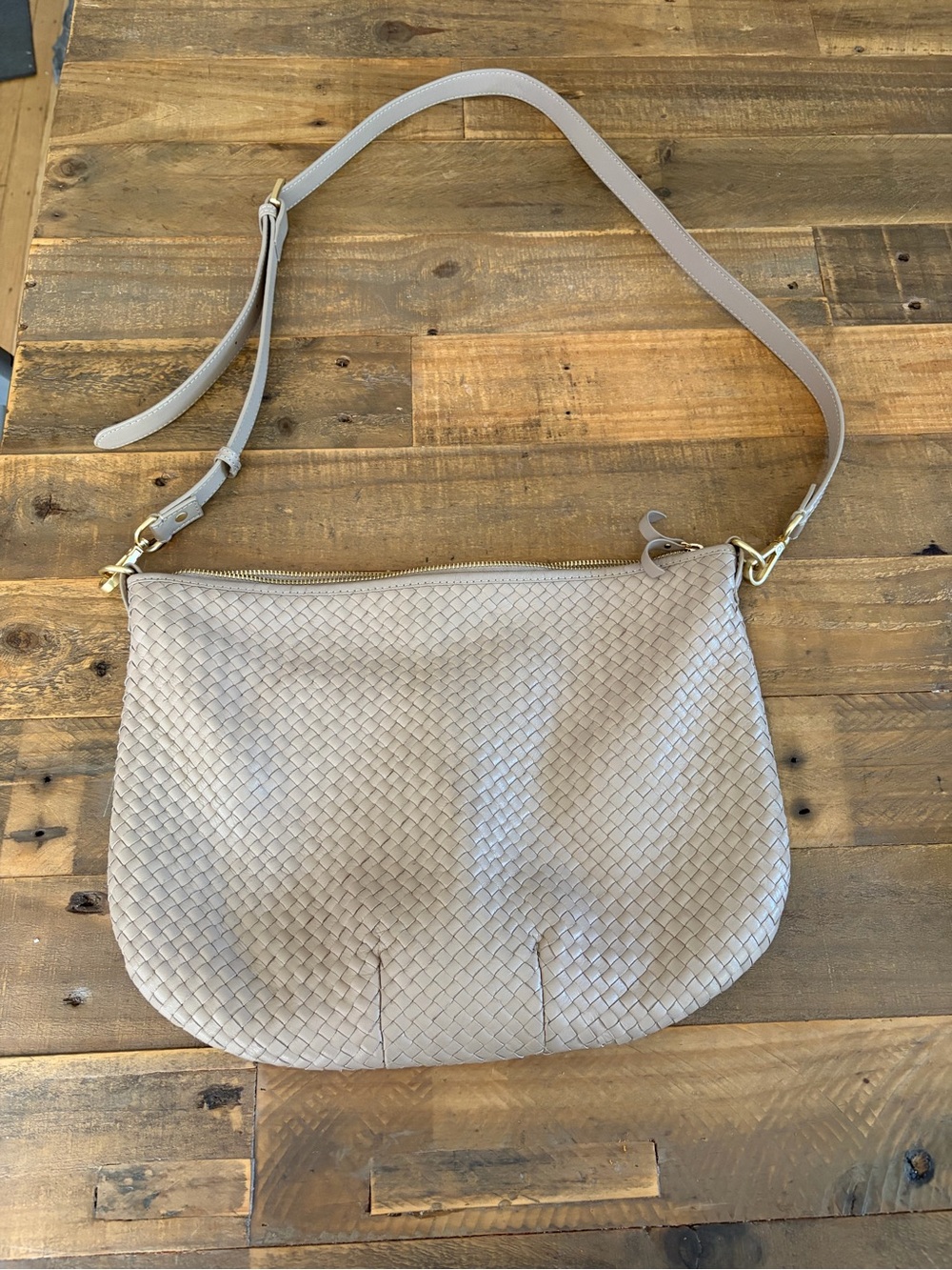 Quince Sloane handwoven shoulder bag - Picture 10 of 13